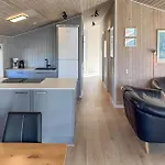 Holiday home Stunning In With Wi-fi *